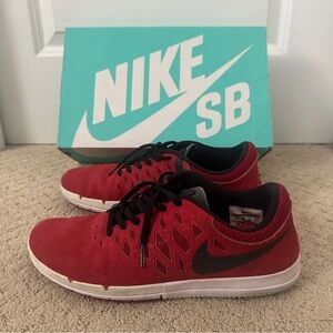 Nike Free Men’s SB Crimson Red Suede - Sz 9.5 US